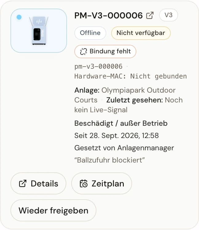 Maschinenzeile in der Maschinenliste mit dem Status Nicht verfügbar samt Grund und der Aktion Wiederherstellen.